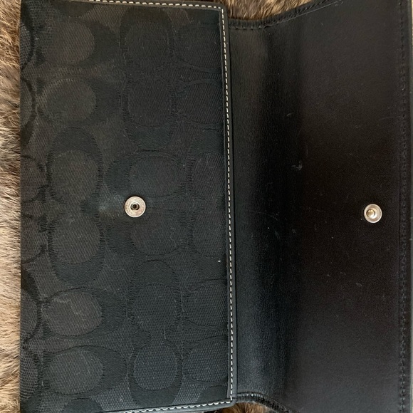 Coach monogram women’s long wallet (OG $ ~ 130) - Picture 2 of 4